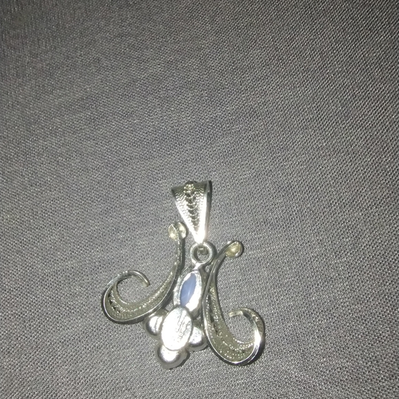 Sterling Silver Blue Cat's Eye Pendant - Picture 2 of 3